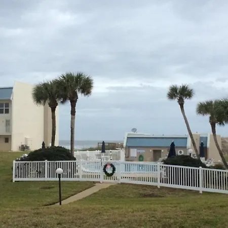 Tradewinds 151 Condo